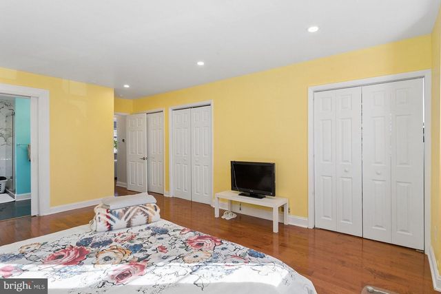 1931 BIRCHWOOD CT, Cherry Hill, NJ 08003