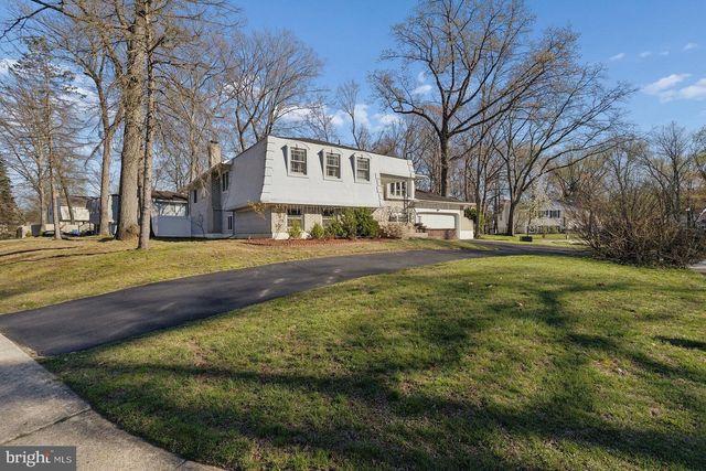 1931 BIRCHWOOD CT, Cherry Hill, NJ 08003