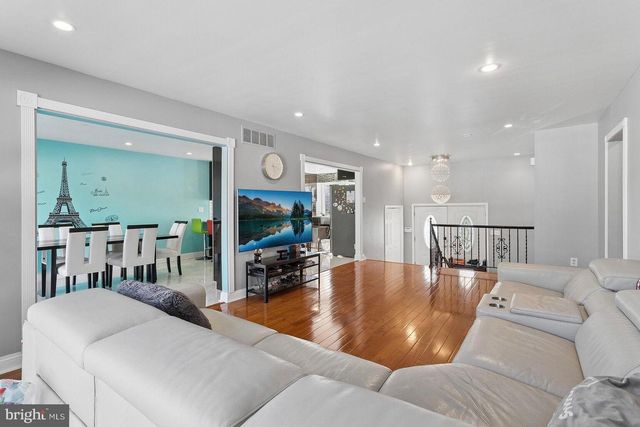 1931 BIRCHWOOD CT, Cherry Hill, NJ 08003