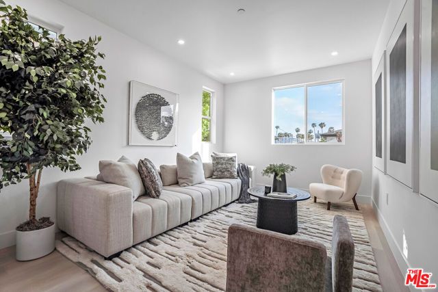 5830 David Avenue, Culver City, CA 90034