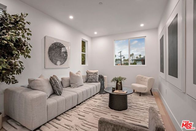 5830 David Avenue, Culver City, CA 90034