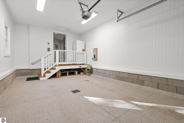 4903 Lake Shore Drive, Charlevoix, MI 49720