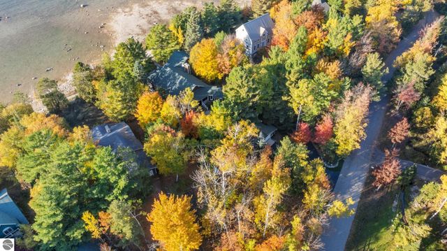 4903 Lake Shore Drive, Charlevoix, MI 49720