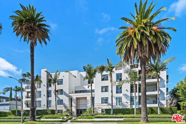 447 N Doheny Drive 102, Beverly Hills, CA 90210