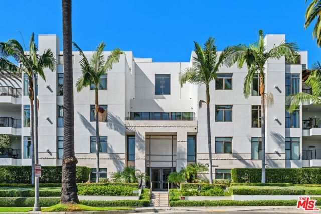 447 N Doheny Drive 102, Beverly Hills, CA 90210