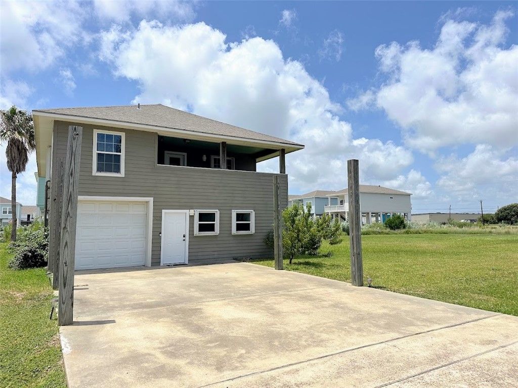 103 Palm Dr, Rockport, TX 78382 — photo 4