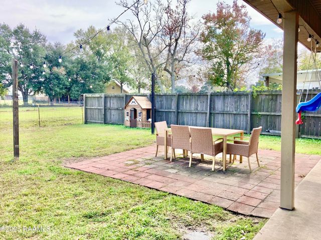 108 Hunters Hill Drive, Duson, LA 70529