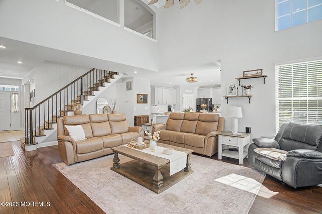 85 Freedom Hills Drive, Barnegat, NJ 08005