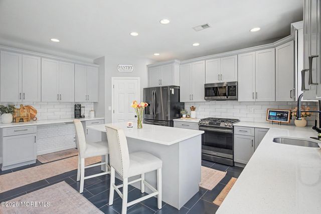 85 Freedom Hills Drive, Barnegat, NJ 08005