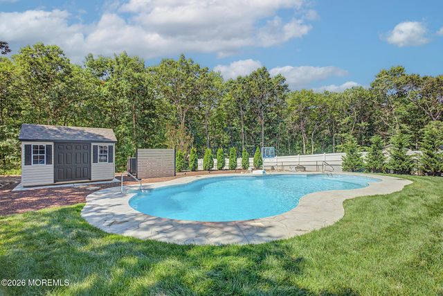 85 Freedom Hills Drive, Barnegat, NJ 08005