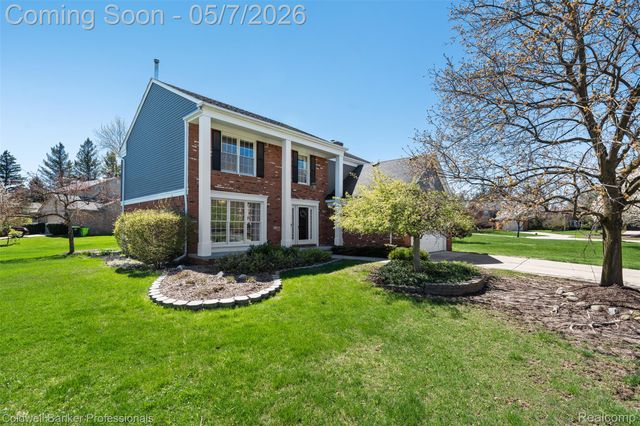 45075 Courtview Trail, Novi, MI 48375