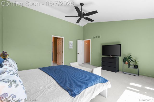 45075 Courtview Trail, Novi, MI 48375