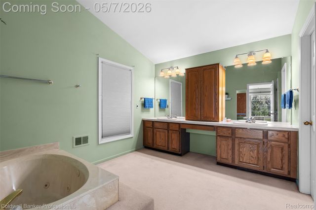 45075 Courtview Trail, Novi, MI 48375