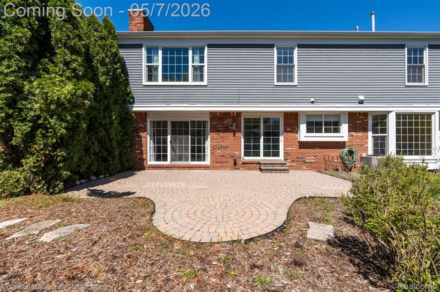 45075 Courtview Trail, Novi, MI 48375