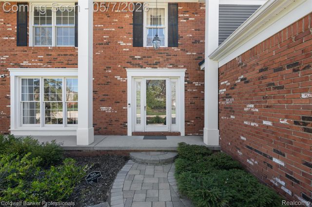 45075 Courtview Trail, Novi, MI 48375