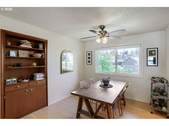 13614 Se HARRISON Ct, Portland, OR 97233