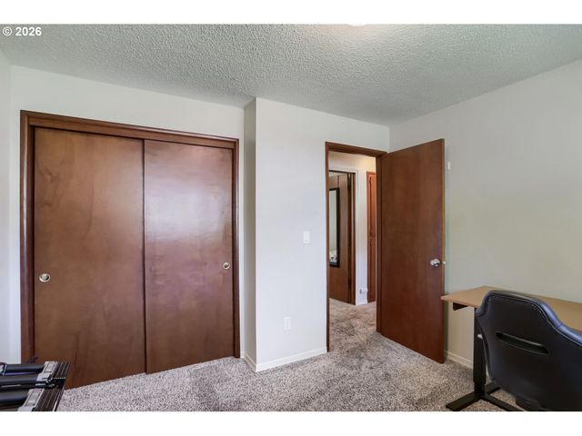 13614 Se HARRISON Ct, Portland, OR 97233