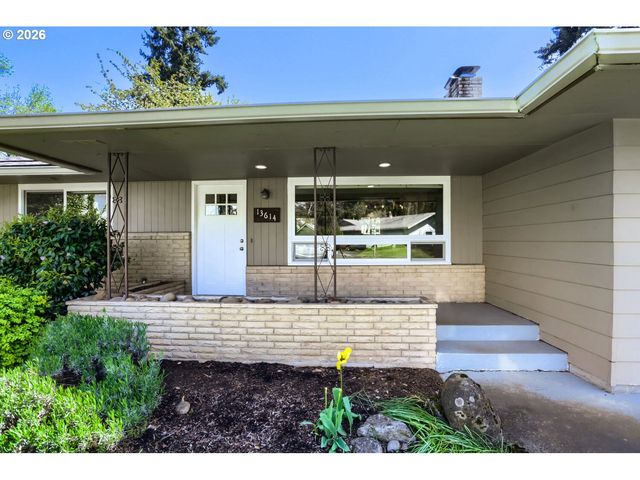 13614 Se HARRISON Ct, Portland, OR 97233