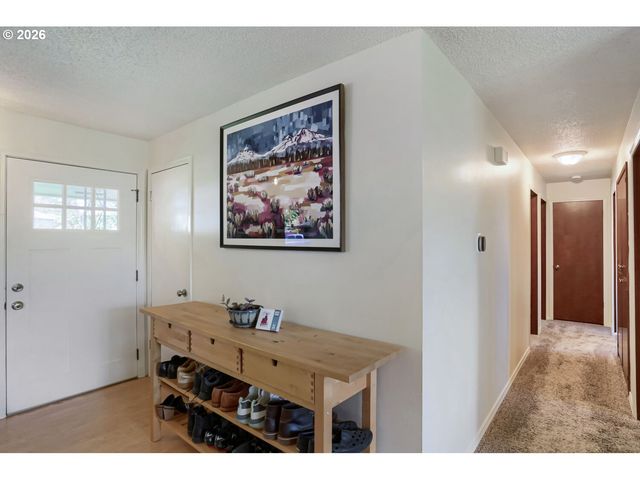 13614 Se HARRISON Ct, Portland, OR 97233