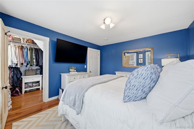 26 Chestnut Street, Glen Cove, NY 11542