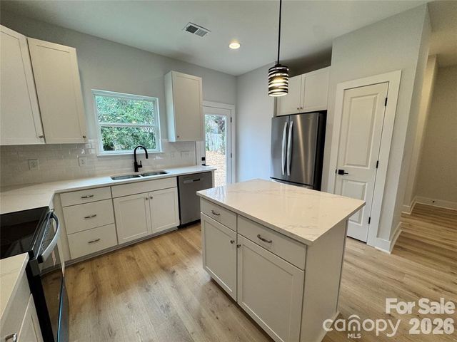 620 Ratchford Avenue, Gastonia, NC 28054