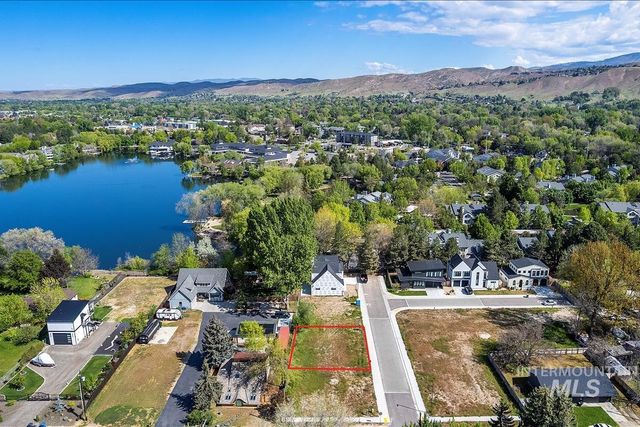 3019 N Water Run Ln, Boise, ID 83703
