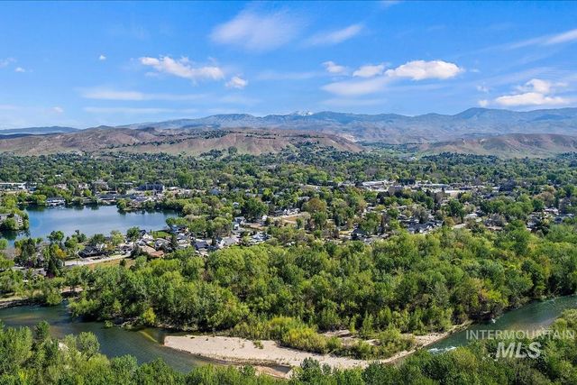 3019 N Water Run Ln, Boise, ID 83703