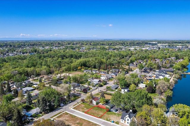 3019 N Water Run Ln, Boise, ID 83703