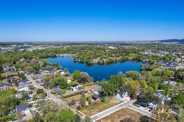 3019 N Water Run Ln, Boise, ID 83703