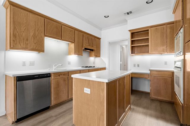 3606 Trailwood, Tyler, TX 75707