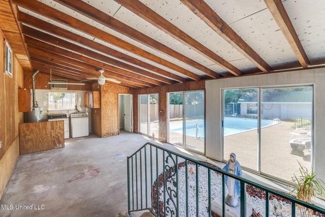 313 Hiller Drive, Biloxi, MS 39531