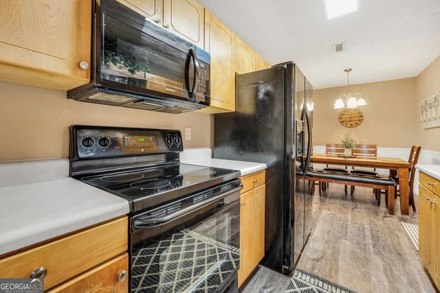 145 Old Highway 85, Senoia, GA 30276