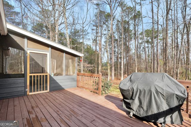 145 Old Highway 85, Senoia, GA 30276