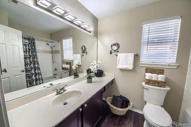 21922 Goldcrest Run, San Antonio, TX 78260