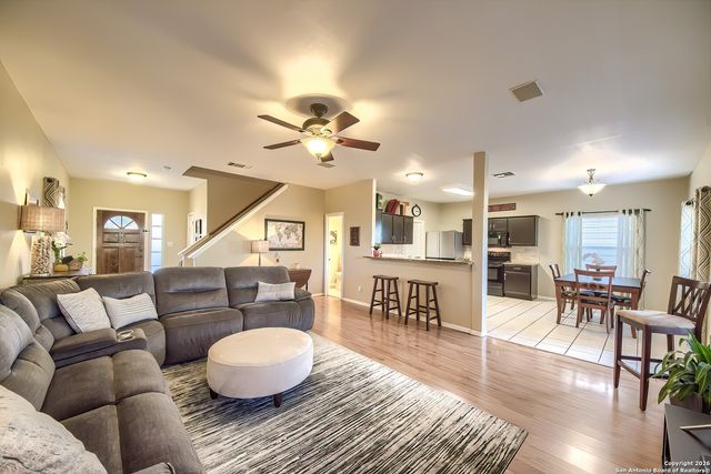 21922 Goldcrest Run, San Antonio, TX 78260