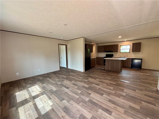 703 Double Springs Road, Townville, SC 29689