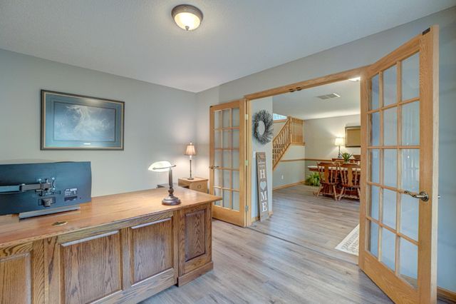 15 Baillon Lane, Saint Mary's Point, MN 55043