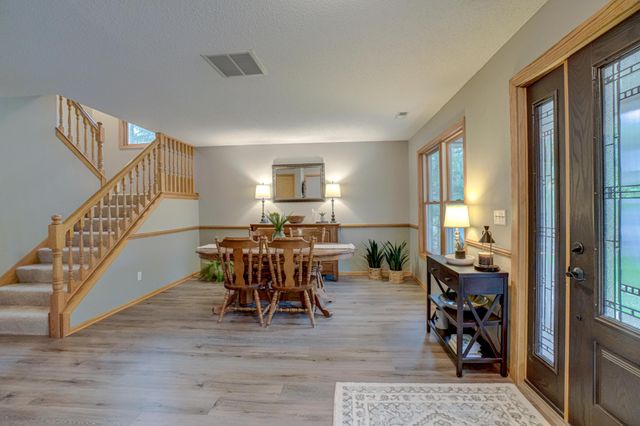 15 Baillon Lane, Saint Mary's Point, MN 55043