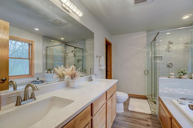 15 Baillon Lane, Saint Mary's Point, MN 55043
