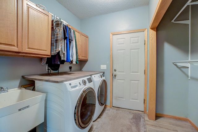 15 Baillon Lane, Saint Mary's Point, MN 55043
