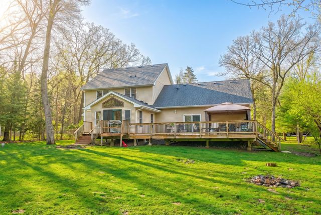 15 Baillon Lane, Saint Mary's Point, MN 55043