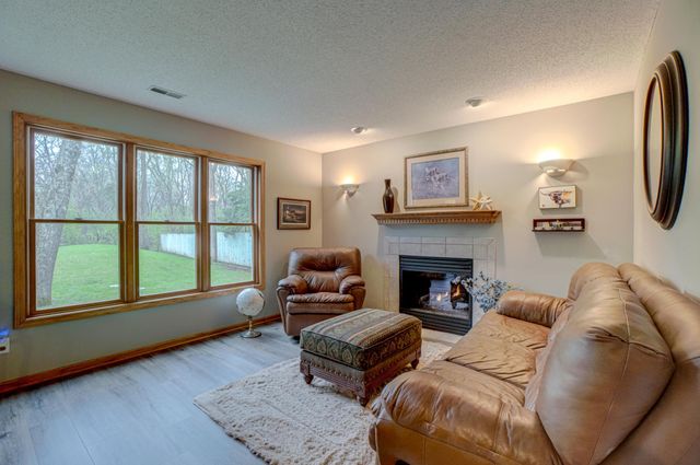 15 Baillon Lane, Saint Mary's Point, MN 55043