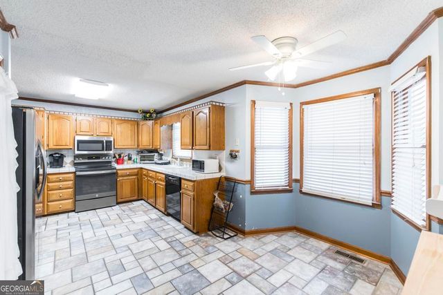 878 Tanglewood Circle, Dublin, GA 31021