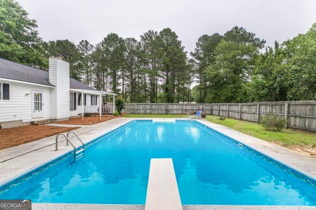 878 Tanglewood Circle, Dublin, GA 31021