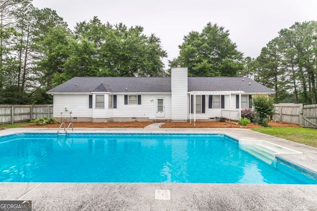 878 Tanglewood Circle, Dublin, GA 31021