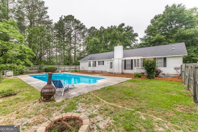 878 Tanglewood Circle, Dublin, GA 31021