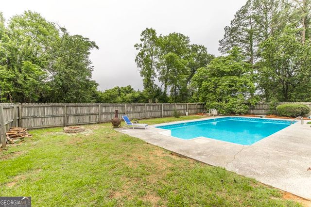 878 Tanglewood Circle, Dublin, GA 31021