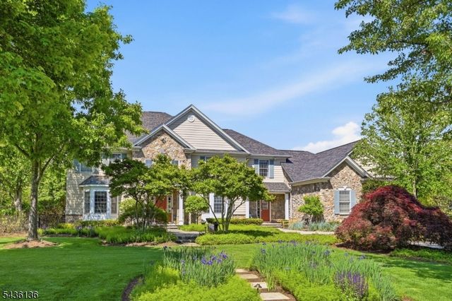 4 Harcourt Ter, Denville Twp., NJ 07834