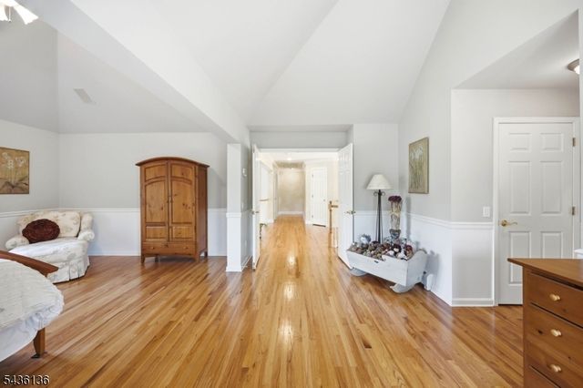 4 Harcourt Ter, Denville Twp., NJ 07834