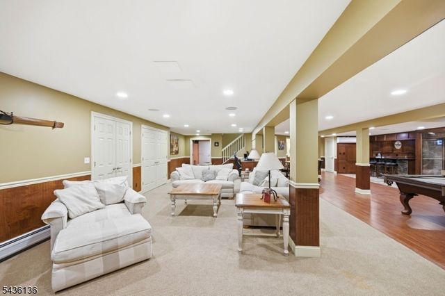 4 Harcourt Ter, Denville Twp., NJ 07834
